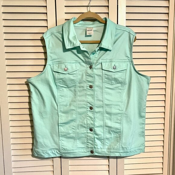 Womens Denim Vest * Blair * Size XL * Seafoam Green * New
Stretchy, runs big - Picture 3 of 4